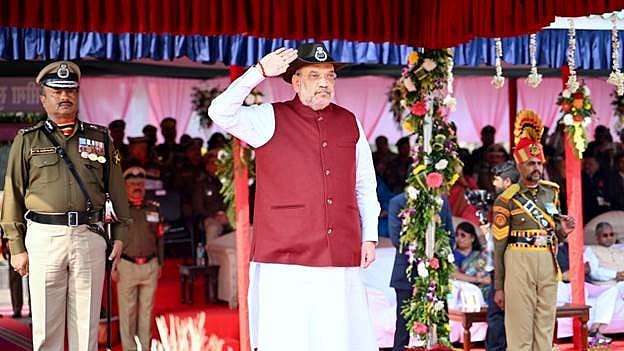 BSF Raising Day: Home Minister Amit Shah Pays Tribute To Border Security Force's Jawans; Here's To Everything About The Paramilitary Force 