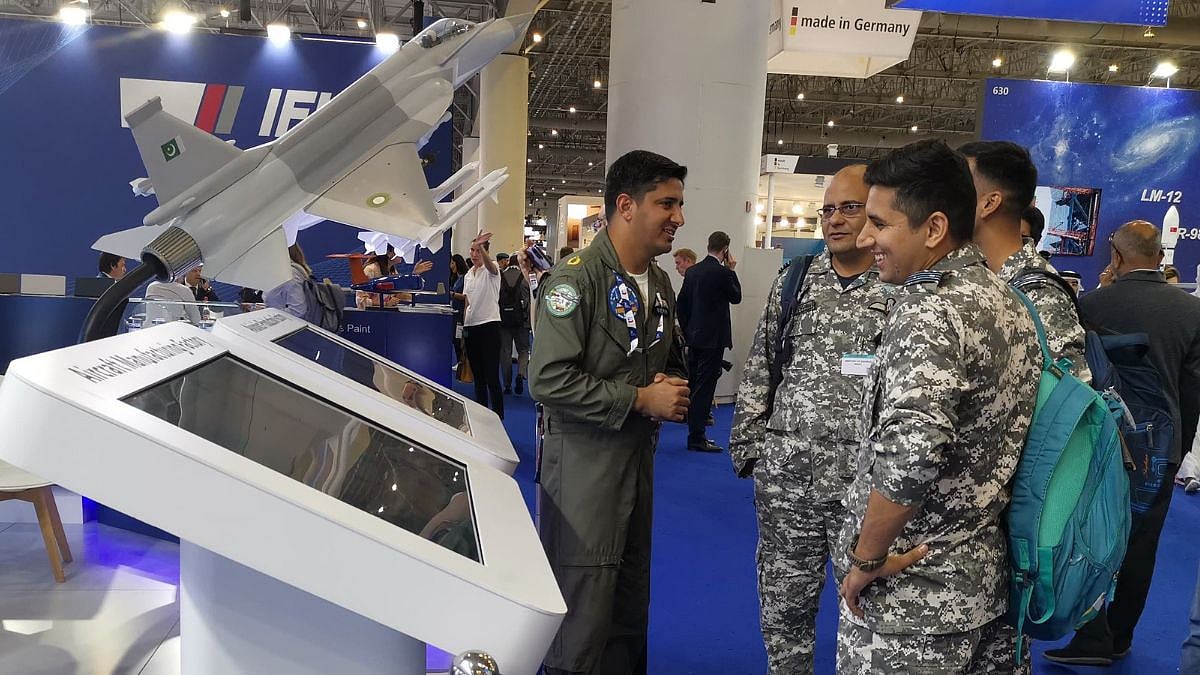 Viral Picture Shows IAF Pilots Interacting Cordially With Pak Counterpart At Dubai Air Show 2025 
