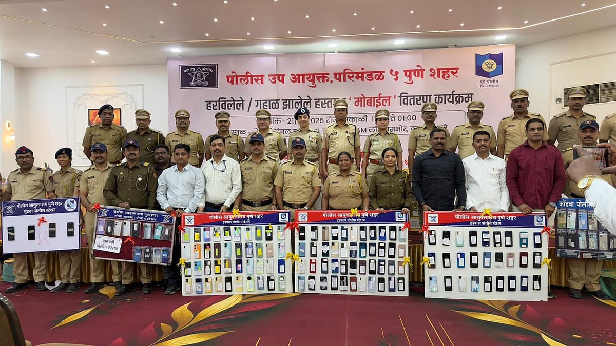 PHOTOS: Pune Police Return 171 Lost & Missing Mobile Phones In Zone 5 Jurisdiction