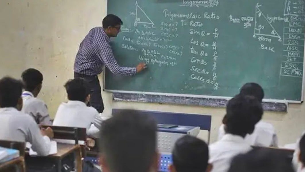 Marathi Missing From The Signboards Of 153 English Schools In Thane 