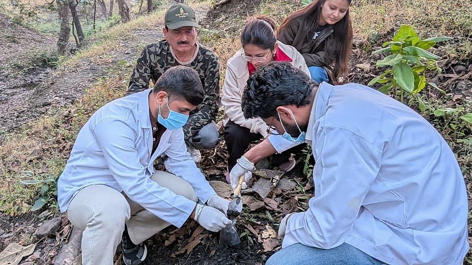 Indore News: Holkar College Conducts Two-Day Research Survey In Kheoni