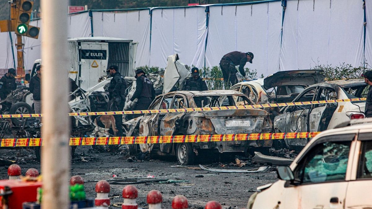 Delhi Blast Case: J&K Electrician Detained, Suspected Jaish Links Under Probe 