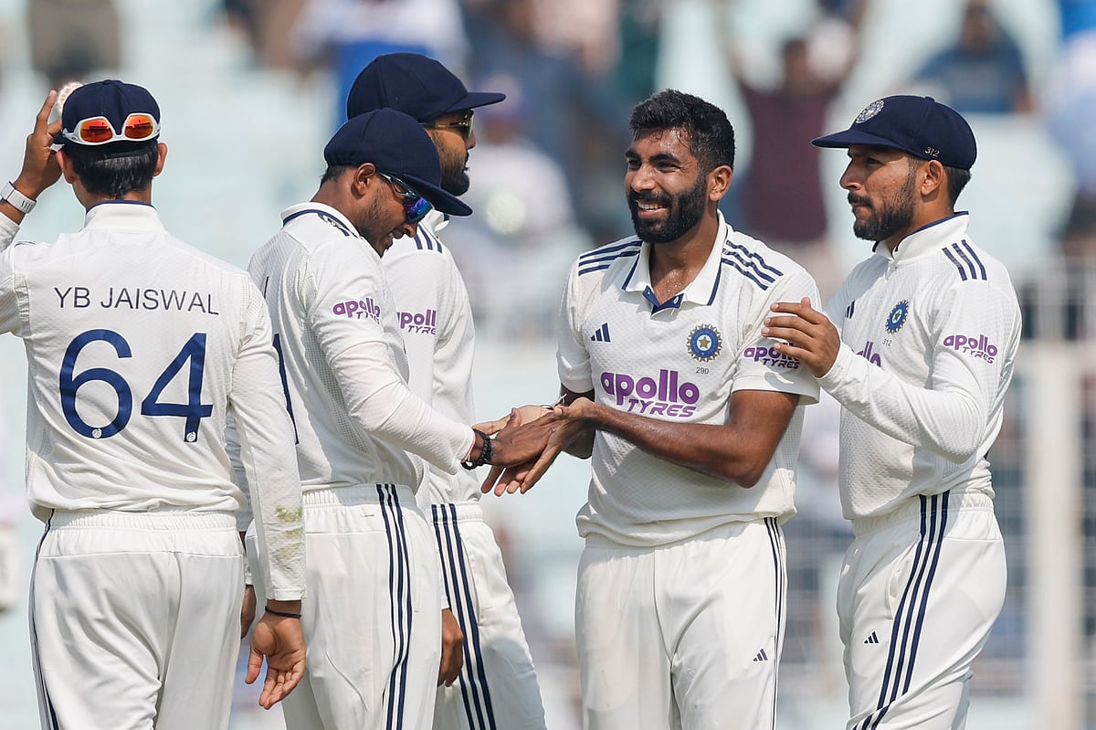 IND vs SA 2nd Test: South Africa 247/6 At Stumps On Day 1 As Kuldeep, Siraj Claw Back After...