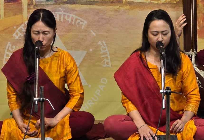 Bhopal News: 23 Noted Artists Showcase Their Artworks At Smaran Art Exhibition 25’