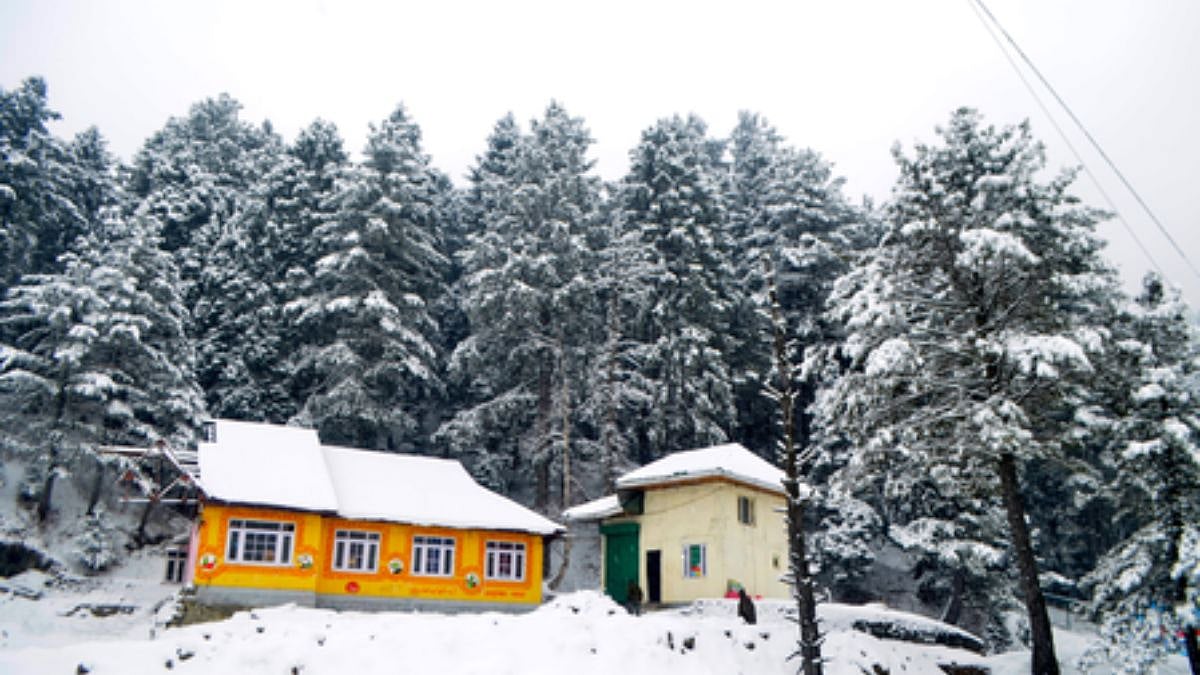 Srinagar Records Coldest Night Of Season At Minus 2.8°C As Temperatures Continue To Plunge Across Kashmir 