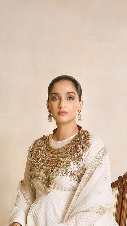Sonam Kapoor Glows With Baby Bump In Custom Rahul Mishra & Maharani Necklace 