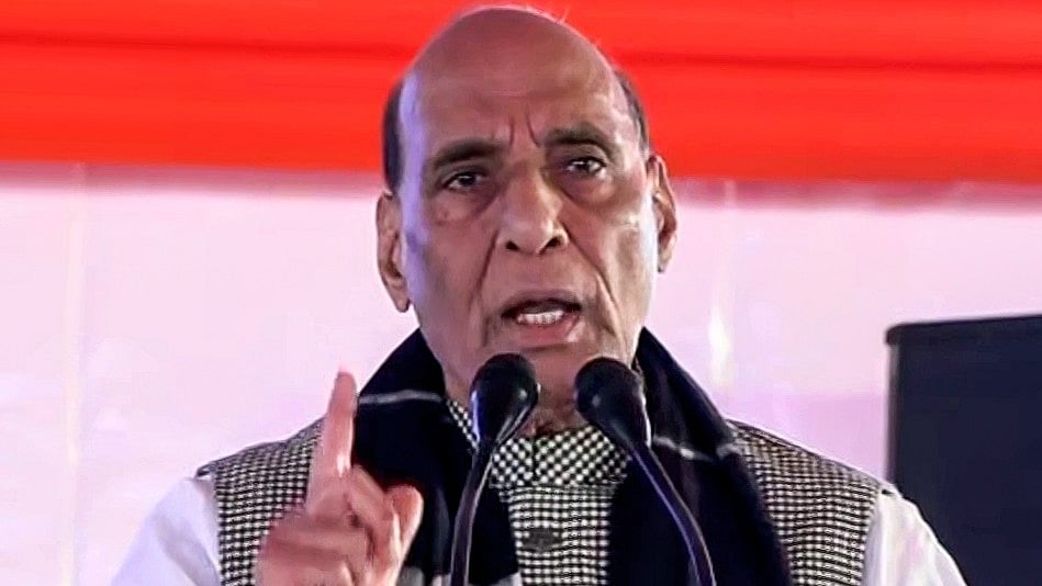 'Borders May Change': Defence Minister Rajnath Singh Says Sindh May Return To India Again At Sindhi Samaj Sammelan - VIDEO 