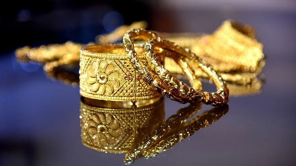 Mumbai Fraud: Man Booked For Allegedly Cheating Family Of 145 Grams Of Gold By Claiming He Possessed Prophet Muhammad’s Hair 