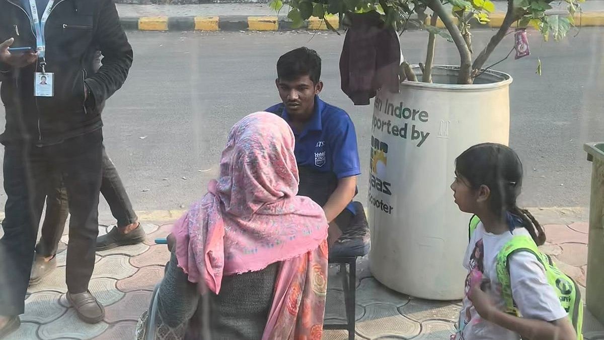 Indore News: BRTS Demolition Forces Ticketing Onto Footpaths