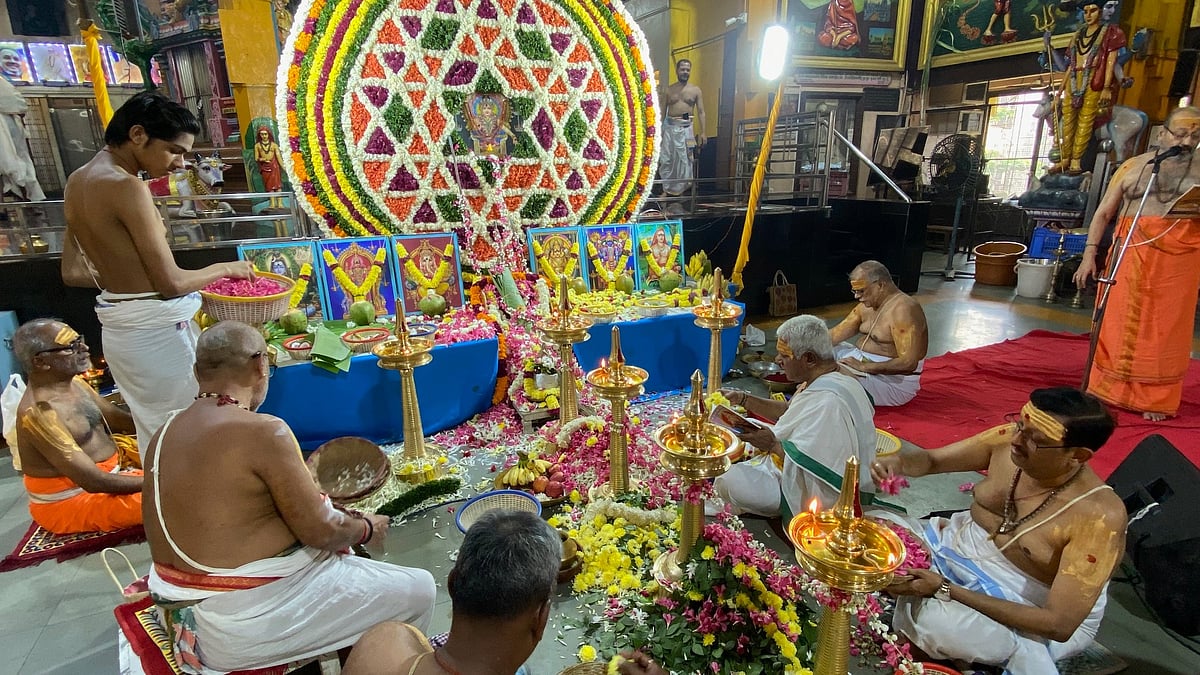 Mumbai News: Devotees Gather For Special Pujas At Matunga’s Sankara Mattham During Mandala Season 