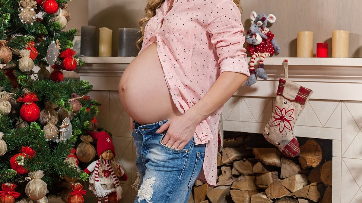 The Ultimate Christmas Gift for Expecting Moms: Why Practical, Luxurious Maternity Wear is the Most...