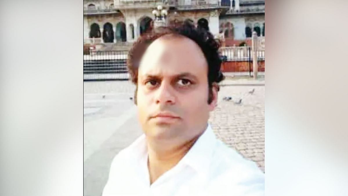 Uttar Pradesh News: UP Medical Supply Corporation GM Ujjwal Kumar Terminated Over Tender Irregularity Allegations 