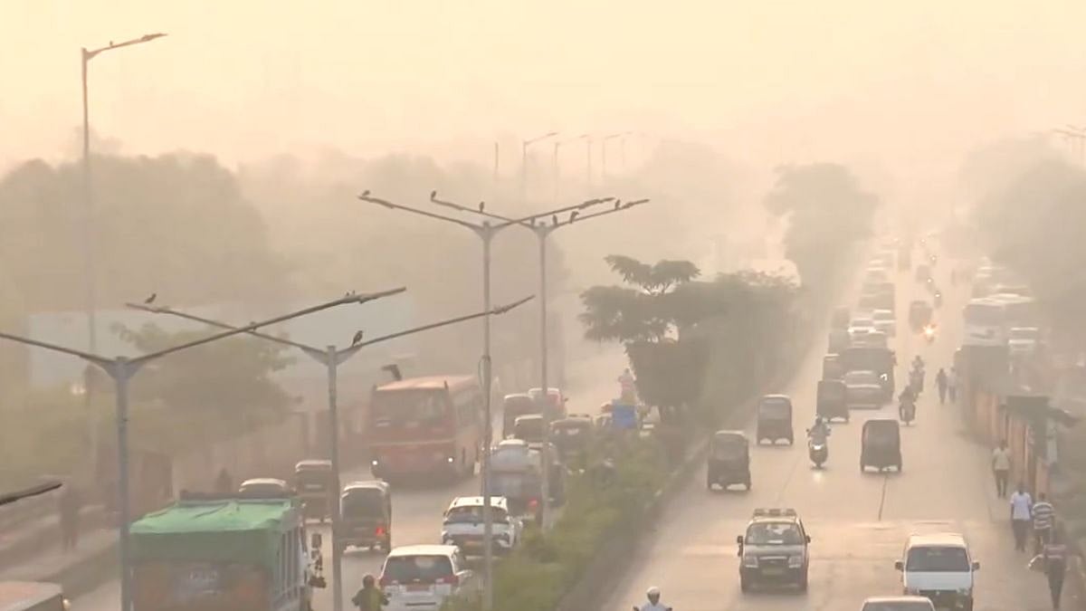 Mumbai Weather Update: City Reels Under Heavy Pollution, Smog Takes Over Skies; AQI Remains In...