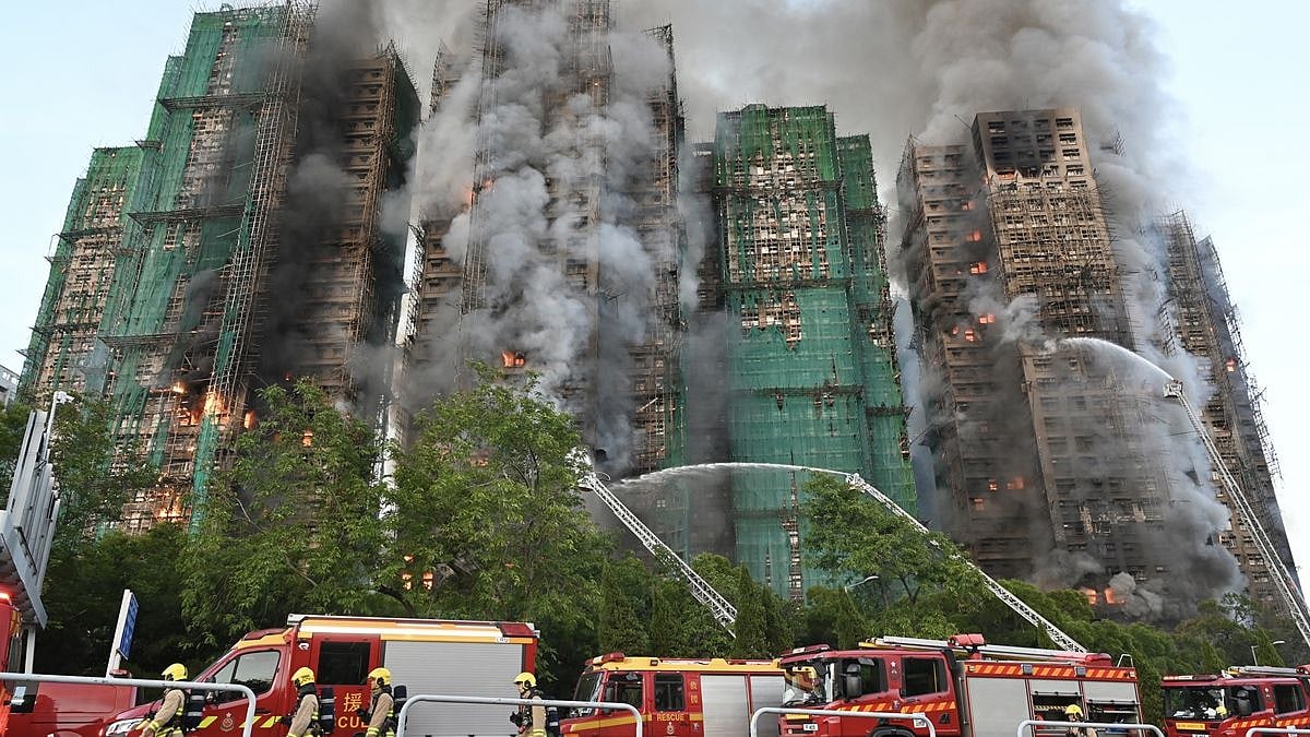Hong Kong High-Rise Blaze: Death Toll Rises To 36, 279 Missing; Xi Jinping Extends Condolences As Fire Engulfs Multiple Towers | VIDEO 