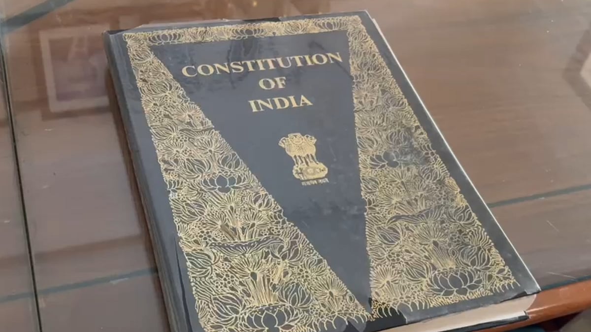 Pune Houses Three Original Illustrated Copies Of The Indian Constitution | VIDEO