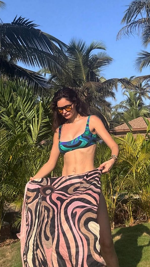 Arjun Rampal's Girlfriend Gabriella Demetriades Looks 'Sizzling Hot' In Latest Holiday Pictures 