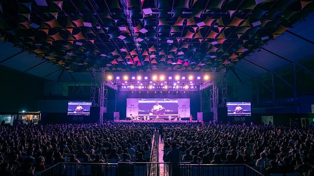 Mumbai This Weekend: Radhika Das Concert, Korean Beauty Festival & More Await In The City