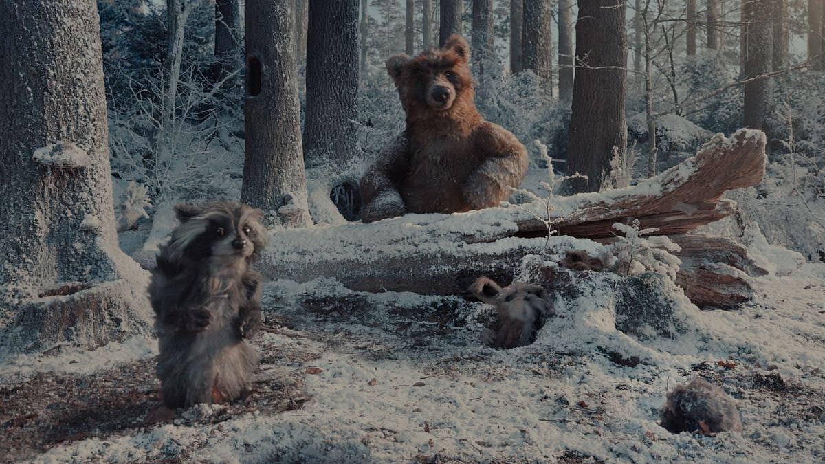 New Apple Holiday Song 2025 Is The Cutest Thing You'll See On The Internet Today | Watch VIDEO 