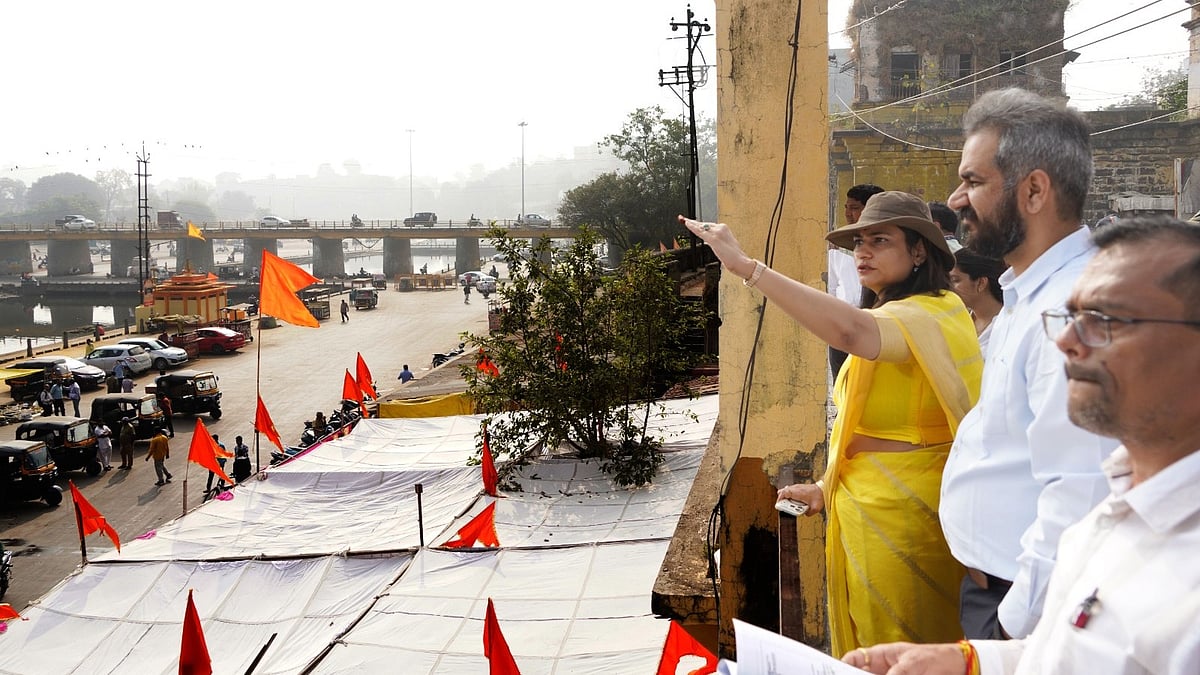 Nashik: Kumbh Mela Commissioner Shekhar Singh Inspects Ghats, Issues Directives For Devotee Safety