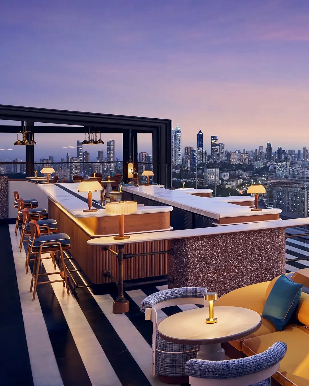 Top 10 Rooftop Restaurants In Mumbai To Bookmark For New Year 2026 Eve's Party