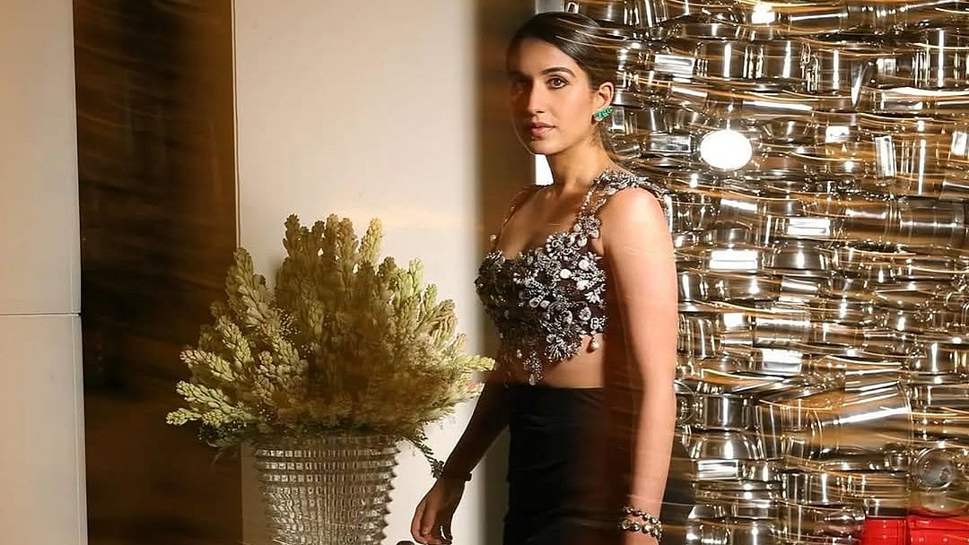 Radhika Ambani Looks Party Ready In Bejeweled Top & Emerald Stud Earrings 