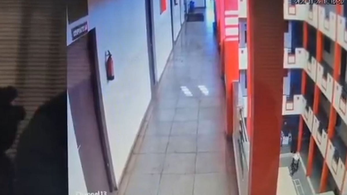 '52 Sorrys In 4 Minutes': Class 8 Skater Jumps From School Building After Scolding In MP's Ratlam -...