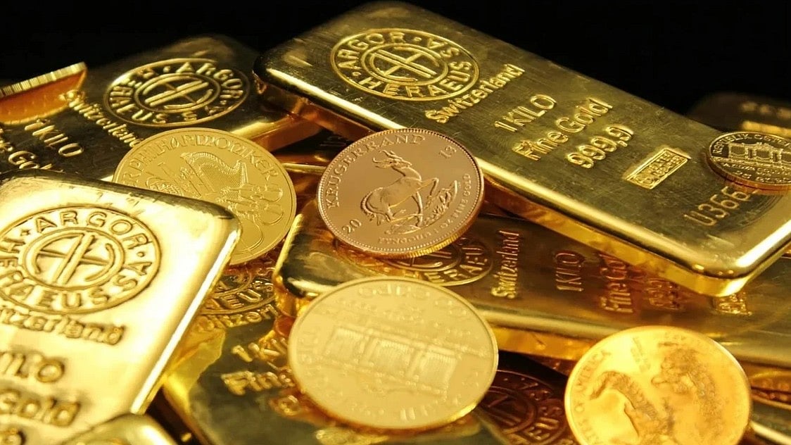 Gold Could Retest Record Highs As Traders Eye Powell's Speech, RBI Policy: Analysts 