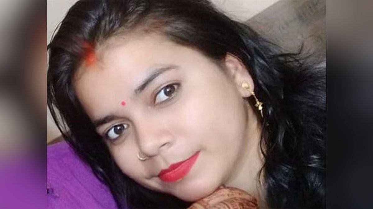 Uttar Pradesh: TTE Charged After Navy Officer's Wife Falls From Moving Train Near Etawah; Family Alleges Murder, Witnesses Claim Suicide 