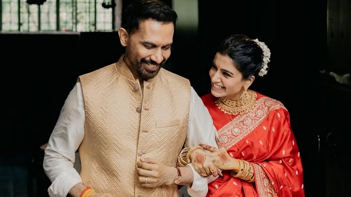 Samantha Ruth Prabhu Can't Take Her Eyes Off Raj Nidimoru In FIRST Wedding Photos, Duo Marries At Sadhguru's Isha Yoga Centre In Coimbatore 