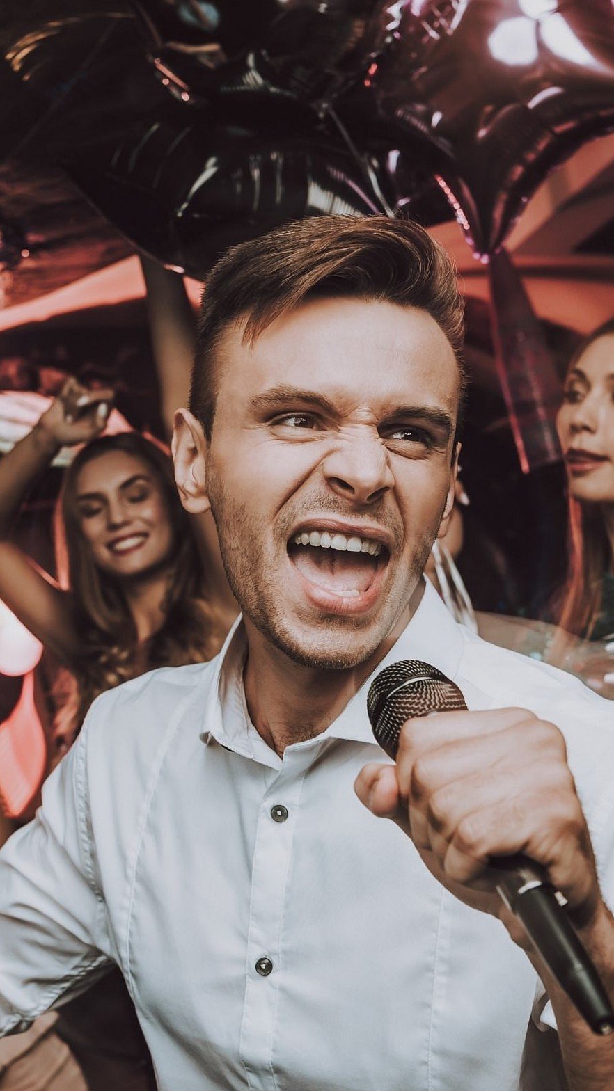 Mumbai Guide: 5 Must Visit Karaoke Bars In The City 