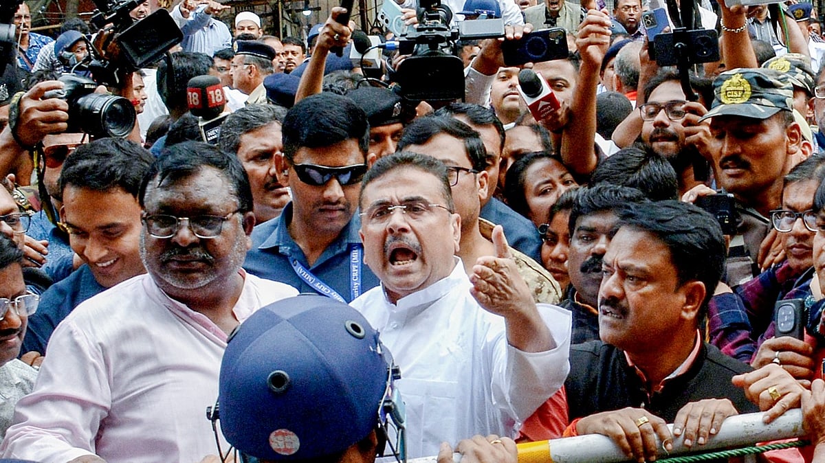 West Bengal News: Tension Outside CEO's Office As BLO Committee Protests During Suvendu Adhikari’s Visit | VIDEO 