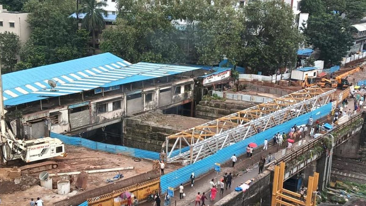 Mumbai Infrastructure News: BMC & Central Railway Set May 31, 2026 Deadline To Complete Sion East–West Railway Overbridge Reconstruction 