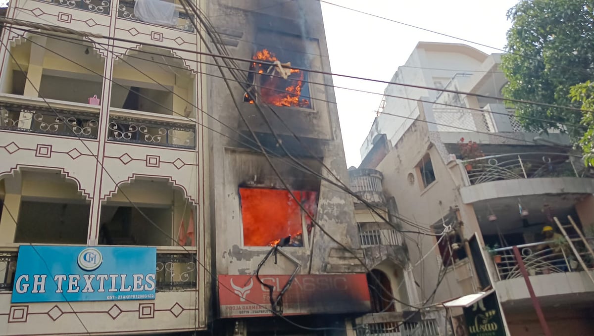MP News: Massive Fire Erupts At Garment Factory In Jabalpur; Loss Of ₹1 Crore Estimated