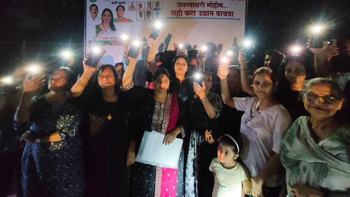 Navi Mumbai News: Nerul Residents Hold Torch Protest Over Garden Plot Marked As Parking Zone