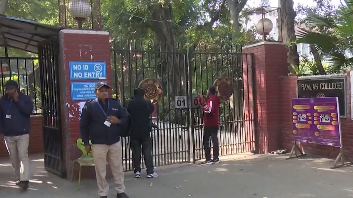 Delhi: Bomb Threat Emails Sent To Two DU Colleges, Police Find No Suspicious Objects 