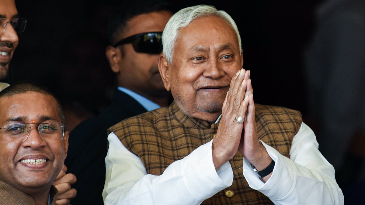 VIDEO: Bihar CM Nitish Kumar Applauds PM Modi In Assembly, Asks Opposition Members Also To Praise 