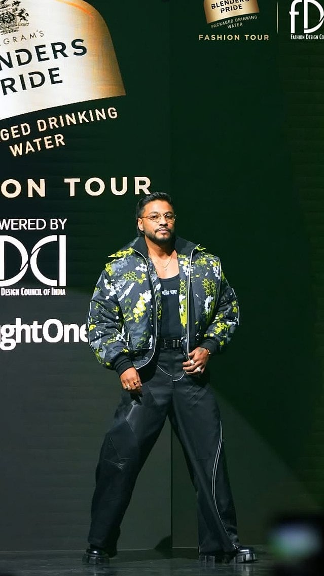 Harnaaz Kaur Sandhu & Rapper Raftaar Walks The Ramp In Show-Stopping Black Looks