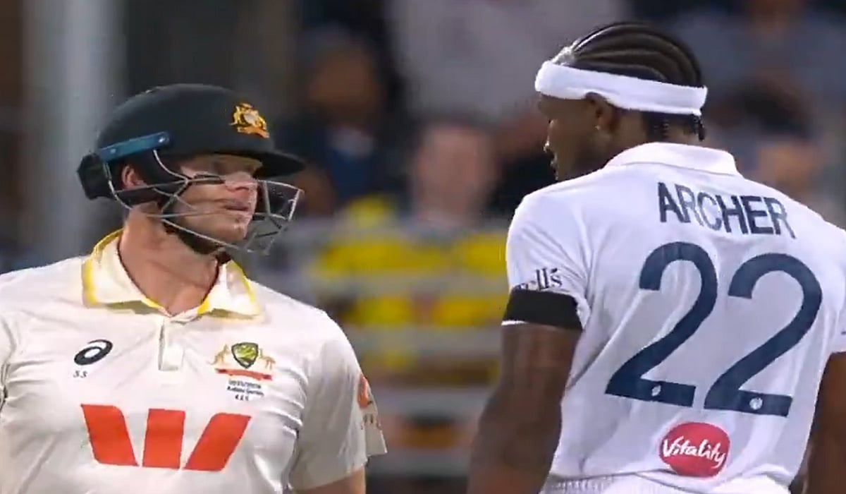 'Bowl Fast When There Is Nothing..': Steve Smith Takes On Jofra Archer in Fiery Battle In Brisbane;...