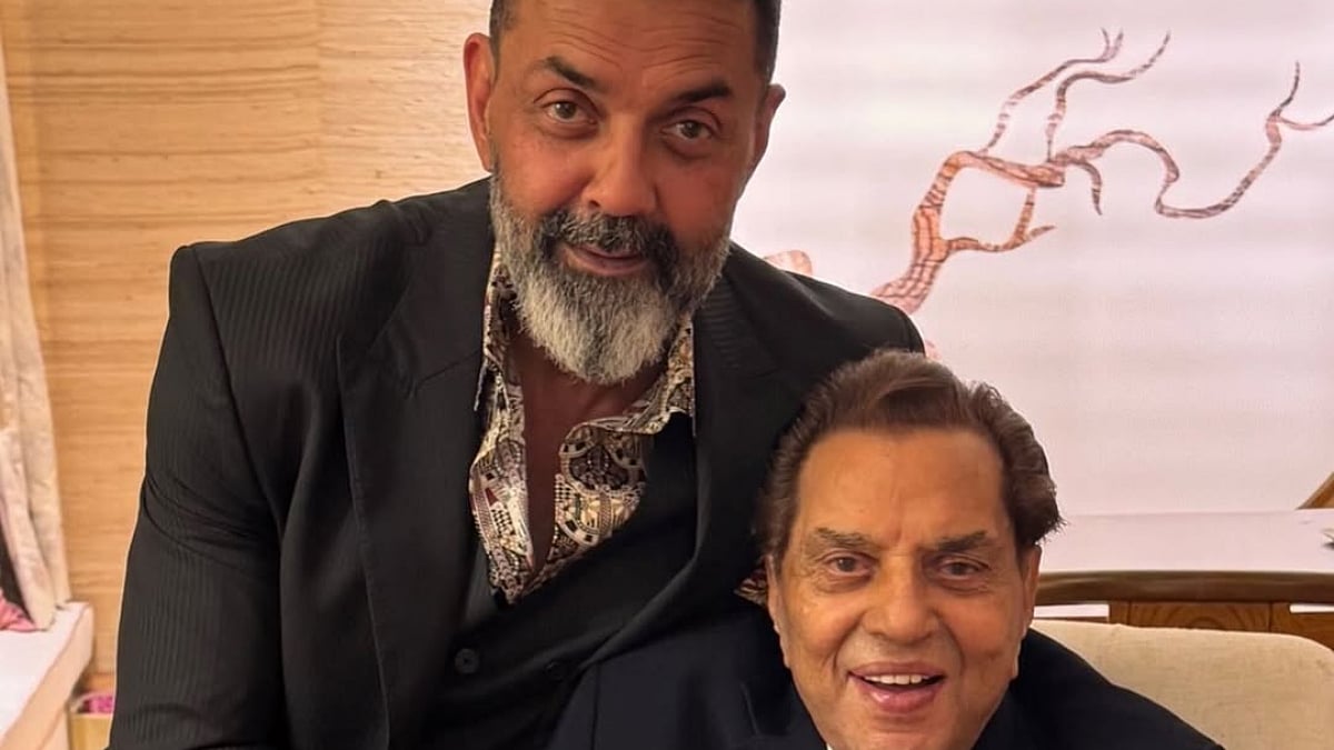 'Bachpan Se Hi Aap Mere Hero Ho...': Bobby Deol Remembers Late Father Dharmendra On His 90th Birth Anniversary