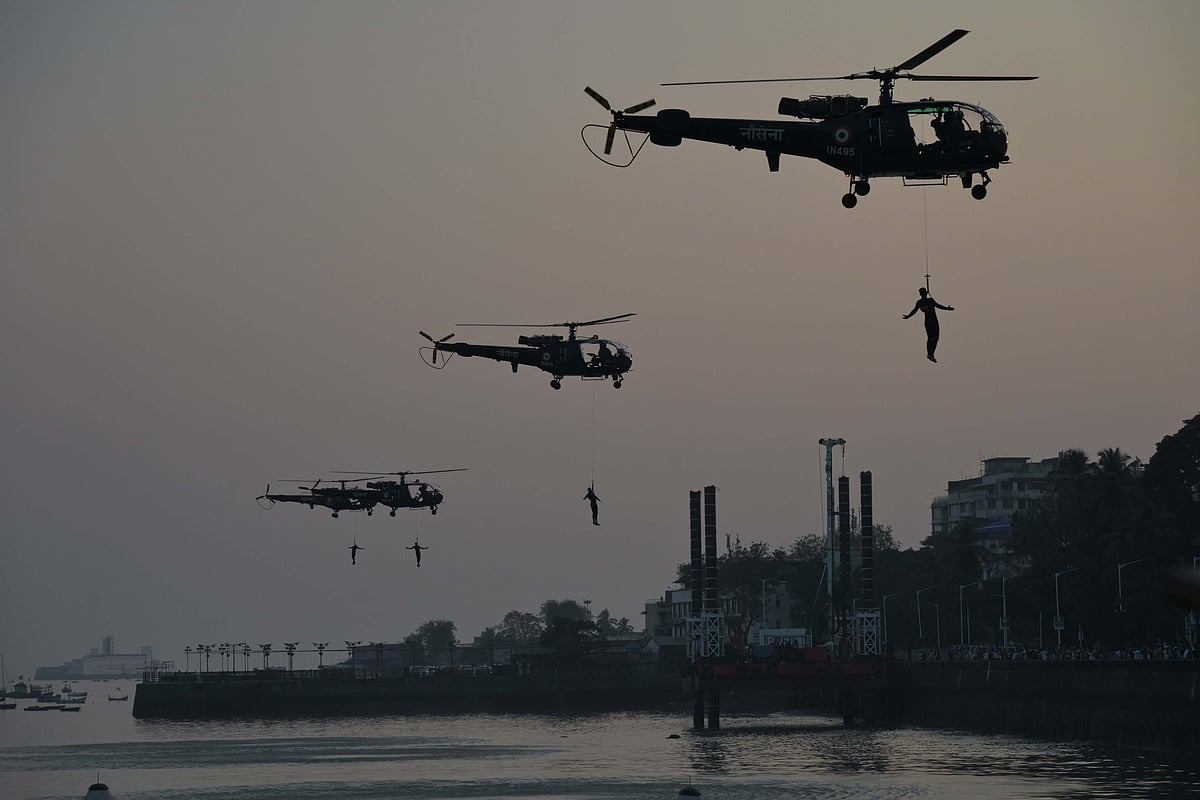 The Beating Retreat and Tattoo ceremony commenced at the Gateway of India
