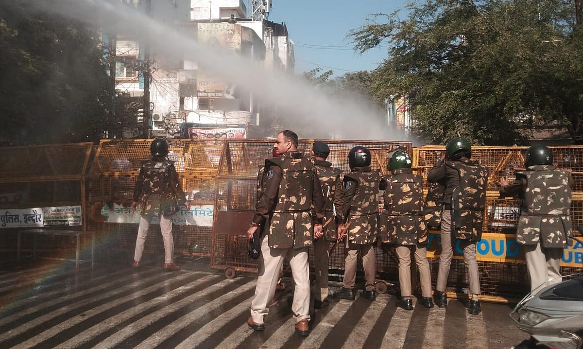 Indore News: Police Use Water Cannons As Youth Congress Workers Stage Protest At Collectorate