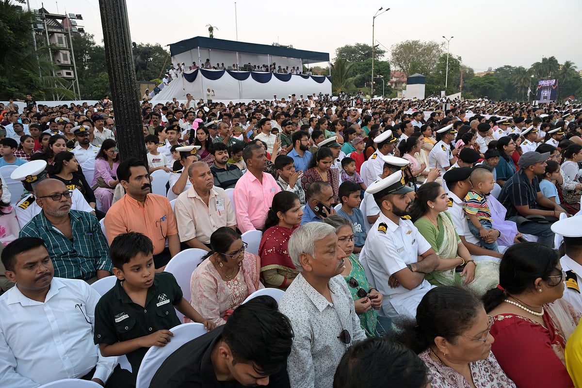 The Beating Retreat and Tattoo ceremony commenced at the Gateway of India
