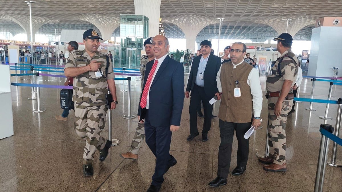 Mumbai Airport Hit By 2,380 IndiGo Flight Disruptions In 8 Days; MoCA Steps In for Review