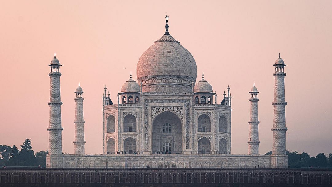 Scientists From AMU And Russia Use Photocatalytic Nano Technology To Restore Taj Mahal’s Yellowing Marble 