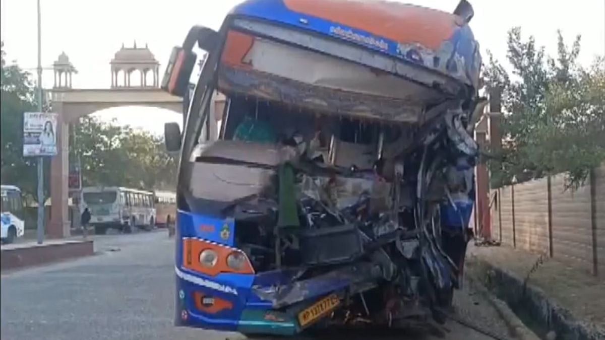 Rajasthan Tragedy: 4 Killed, 28 Injured After Sleeper Bus Collides With Truck On Jaipur-Bikaner Highway; Video Surfaces | ANI