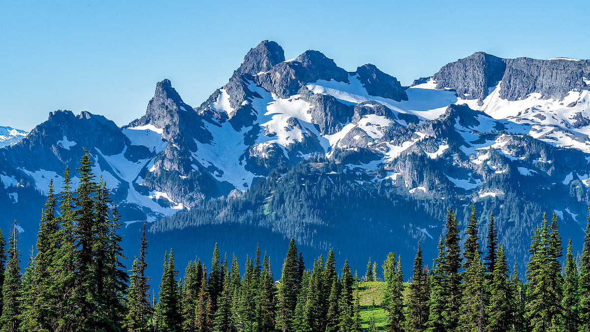 International Mountain Day: How Mountains Play A Big Role In Ayurveda