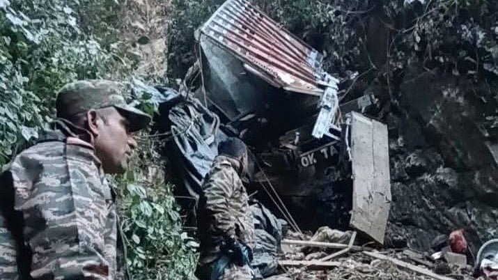 21 Labourers Killed As Truck Plunges 700 Metres Into Gorge In Arunachal; 1 Survivor Found |