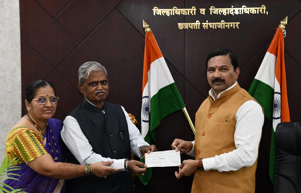 Wedding Gifts Turned Into Aid: Chhatrapati Sambhajinagar Family Contributes ₹55,000 To CM Relief Fund | Sourced