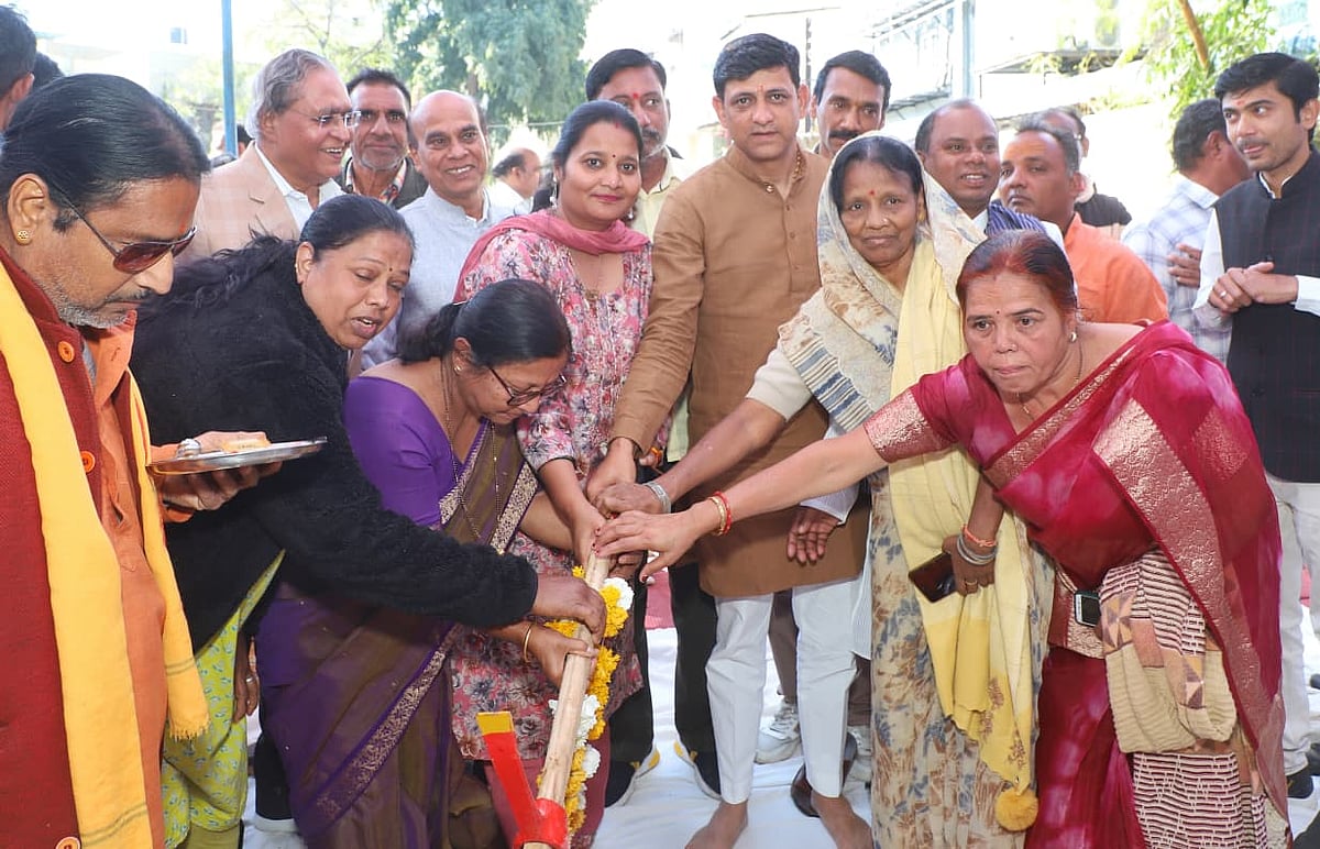 Indore News: Bhoomi Pujan For Malwa Mill Community Hall Performed |