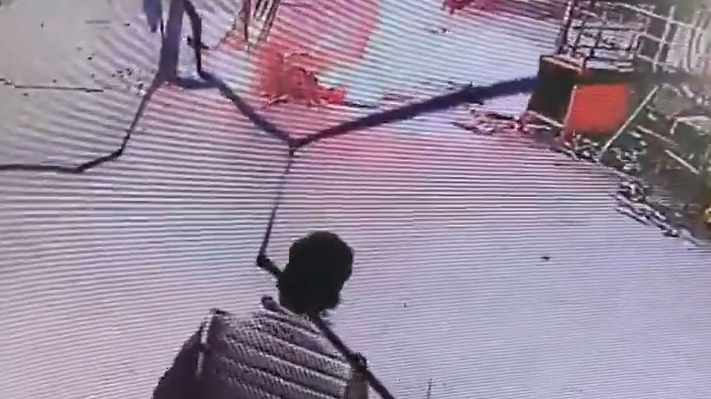 Close Shave For Cop As Gas Cylinder Explodes In Front Of Him In UP's Hapur - VIDEO